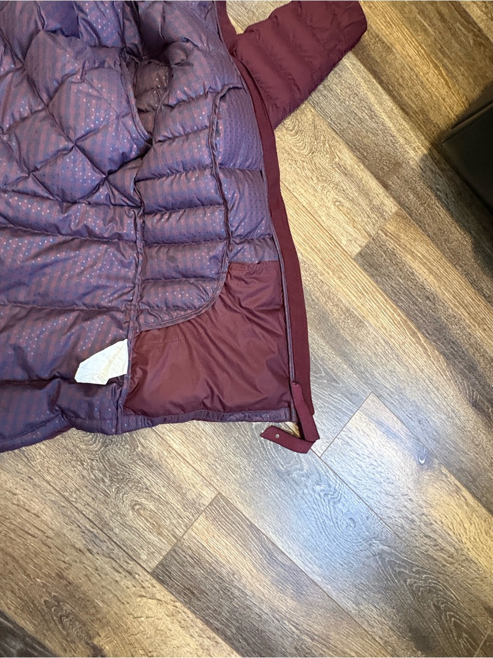 LululemonFluffin Sweat Life Goose Down Plum Purple Hooded Jacket Coat Size 8 - Picture 4 of 16